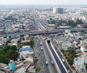 Hầm chui nút giao thông 3 tầng ở Sài Gòn trước ngày thông xe