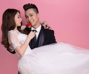 Hé lộ ảnh cưới ngọt ngào của Tiến Dũng (The Men) và bà xã 9X xinh đẹp