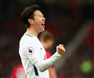 Son lập cú đúp, Tottenham vượt mặt Liverpool