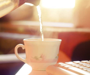 Còn lười uống nước và nhịn tiểu, bạn nên 'xác định' với bệnh gây đau đớn khủng khiếp này