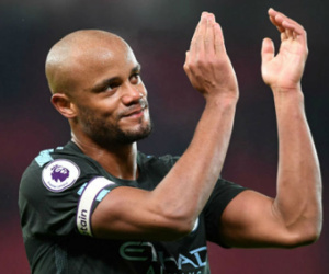 Kompany: 'Đăng quang trước mặt Man Utd là cơ hội một lần trong đời'