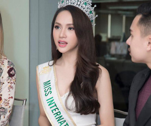Hương Giang trả lời trước câu hỏi: 'Người chuyển giới dù đẹp cũng không phải là con gái?'