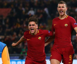 Roma vào tứ kết Champions League nhờ bàn thắng trên sân khách