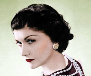 Coco Chanel: Từ trẻ mồ côi đến biểu tượng quyền lực giới thời trang