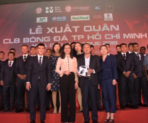 Công Vinh hứa điều đặc biệt với NHM bóng đá Việt Nam