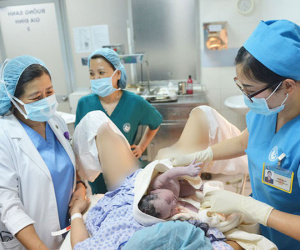 Nhờ công an vào cuộc vụ mở lớp dạy sinh con 'thuận tự nhiên'