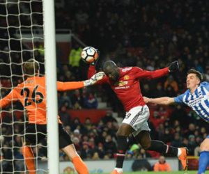 Lukaku nổ súng đưa Man Utd vào bán kết Cup FA