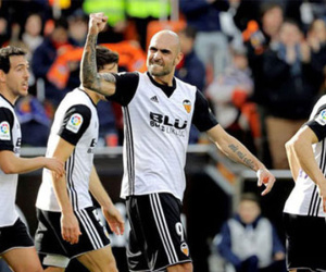 Valencia đẩy Real xuống vị trí thứ tư La Liga