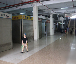 Tiểu thương chợ Hạ Long đồng loạt đóng cửa phản đối tăng phí