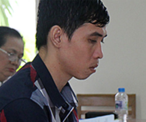 Nam thanh niên 'làm chuyện người lớn' với con gái bạn