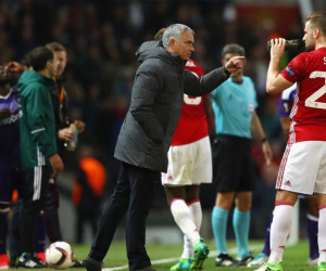 MU hỗn loạn: Màn tung hê đi vào "vết xe đổ" của Mourinho