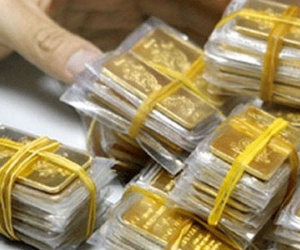 Giá vàng hôm nay 23/3: Ồ ạt mua gom, vàng treo ở đỉnh