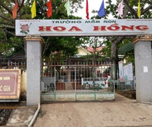 Giáo viên bị phụ huynh đánh vì không cho đón con trước giờ quy định