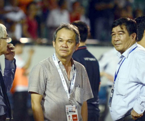 Nghe lời bầu Đức, HAGL đã sẵn sàng bỏ V.League từ vòng 4