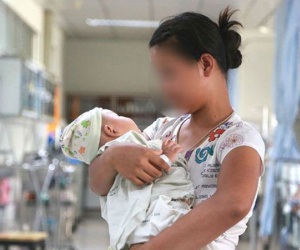 Bị chê ăn mặc giống osin, mẹ trẻ than thở vì chăm con nên không có thời gian: Có người đồng tình, có người không
