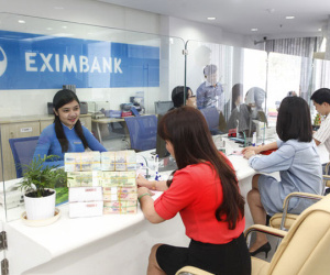 Eximbank mất thêm 800 tỷ đồng vốn hóa ngày công an khám xét trụ sở