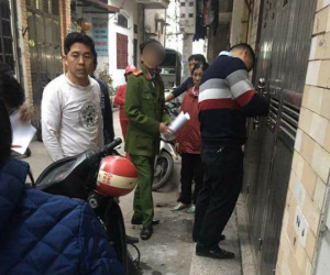 Hà Nội: Nữ giáo viên bị chồng cũ tạt axit ngay trước mặt bố đẻ và con gái 8 tuổi