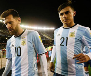 Messi giải thích lý do khó đá cặp với Dybala ở ĐT Argentina