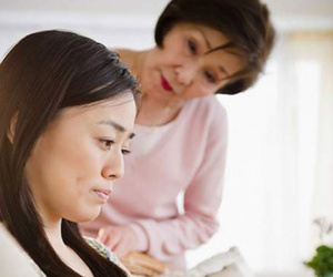 Con dâu còn khó tính hơn cả tôi, tôi biết săm soi thế nào cho được