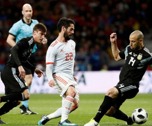 Messi lại vắng mặt, Argentina thua 1-6 khi gặp Tây Ban Nha