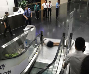 Nữ sinh Sài Gòn tử vong sau khi rơi từ lầu 3 toà nhà Bitexco xuống đất