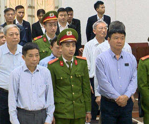 Ông Đinh La Thăng bị tuyên phạt 18 năm tù, bồi thường 600 tỷ đồng