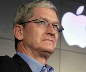 Tim Cook: 'Nói iPhone không sản xuất ở Mỹ là không đúng'