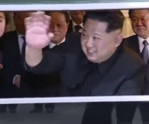 Hình ảnh hiếm hoi về chuyến đi Trung Quốc của ông Kim Jong Un