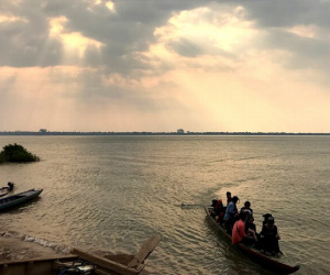 Đập thủy điện làm biến đổi cuộc sống người dân bên bờ Mekong