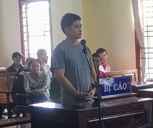 Đâm em gái người tình 16 nhát dao vì bị ngăn cấm tình cảm