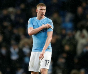 De Bruyne muốn vô địch Ngoại hạng Anh trước mặt Man Utd