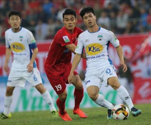 Công Phượng hé lộ chuyện cố gắng ra sân dù gặp chấn thương
