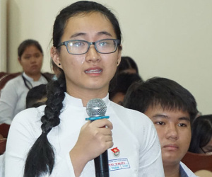 Nữ sinh tố cô giáo không giảng bài suốt 3 tháng muốn chuyển trường