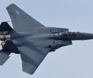 Tiêm kích F-15K Hàn Quốc đâm vào núi
