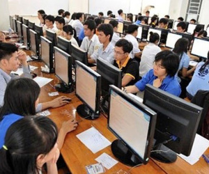 Phúc khảo thí sinh rớt thành thủ khoa, chính quyền nói đúng quy trình