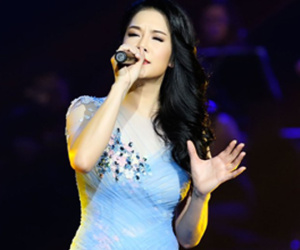 Thu Phương gây sốc khi "bấm like" bình luận chê bai Tóc Tiên - Noo Phước Thịnh - Lam Trường