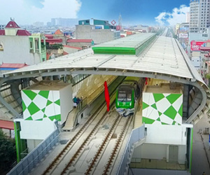 Video: Hà Nội thử nghiệm phân luồng giao thông xây ga ngầm metro số 3
