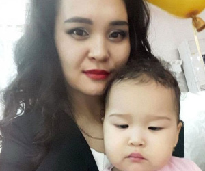 Bé gái 3 tuổi bị sốc nặng khi nhìn mẹ chết tức tưởi trong thang máy