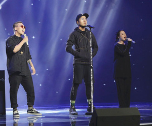 Sing My Song: Lộn Xộn Band lại gây chú ý với sáng tác mới 'Nổi tiếng dễ không?'