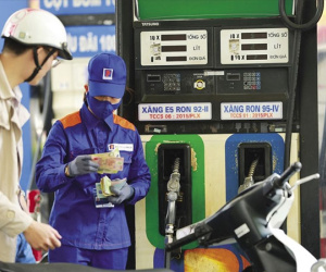 Nhập nhèm tiêu chuẩn xăng A95, móc túi người tiêu dùng