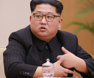 Ông Kim Jong-un bất ngờ phá vỡ sự im lặng về cuộc gặp với ông Trump