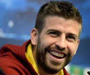 Pique: 'Tôi sẽ mất ngủ nếu Real không vỗ tay mừng Barca vô địch'