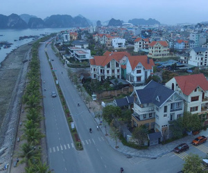 Con đường nhà giàu đẹp nhất đất Quảng Ninh
