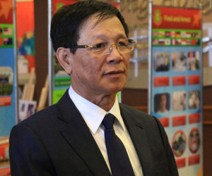 Cựu trung tướng Phan Văn Vĩnh và vụ án 'gỗ lậu' chưa hồi kết