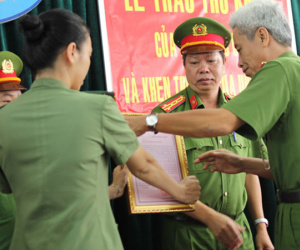 Khen thưởng ban chuyên án phá vụ cướp ngân hàng ở Sài Gòn