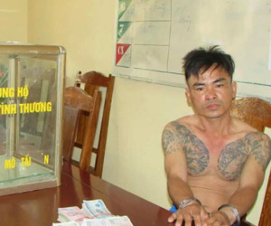 Đóng giả người nhà bệnh nhân, đối tượng xăm trổ vào bệnh viện ăn trộm tiền ở thùng quỹ từ thiện