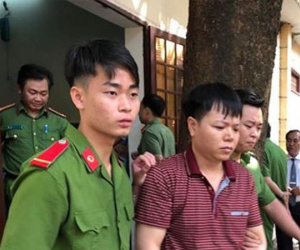 Người chồng sát hại vợ dã man vì đòi ly hôn