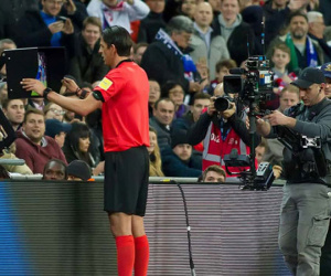Premier League, Cúp châu Âu đồng loạt nói không với VAR