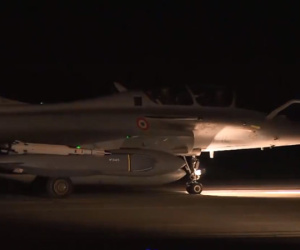 Video: Pháp công bố cảnh máy bay quân sự xuất kích ném bom Syria