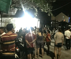 Bị đánh, thanh niên 30 tuổi đâm chết cha ruột